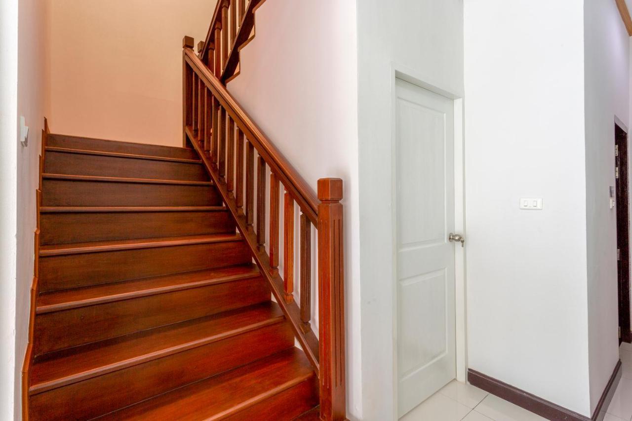Oyo 1053 Bloom Guest House Chiang Mai Esterno foto