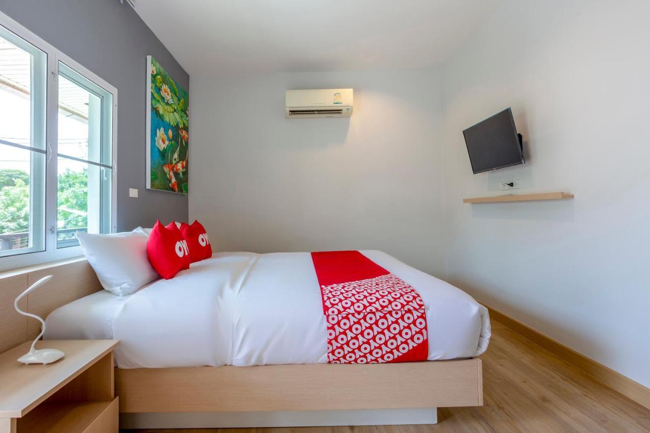 Oyo 1053 Bloom Guest House Chiang Mai Esterno foto