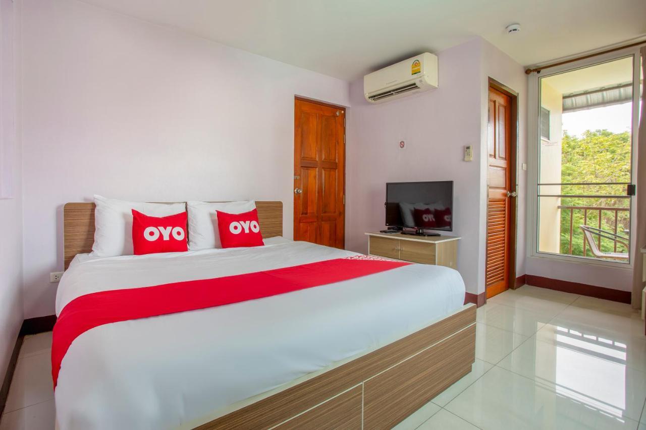Oyo 1053 Bloom Guest House Chiang Mai Esterno foto