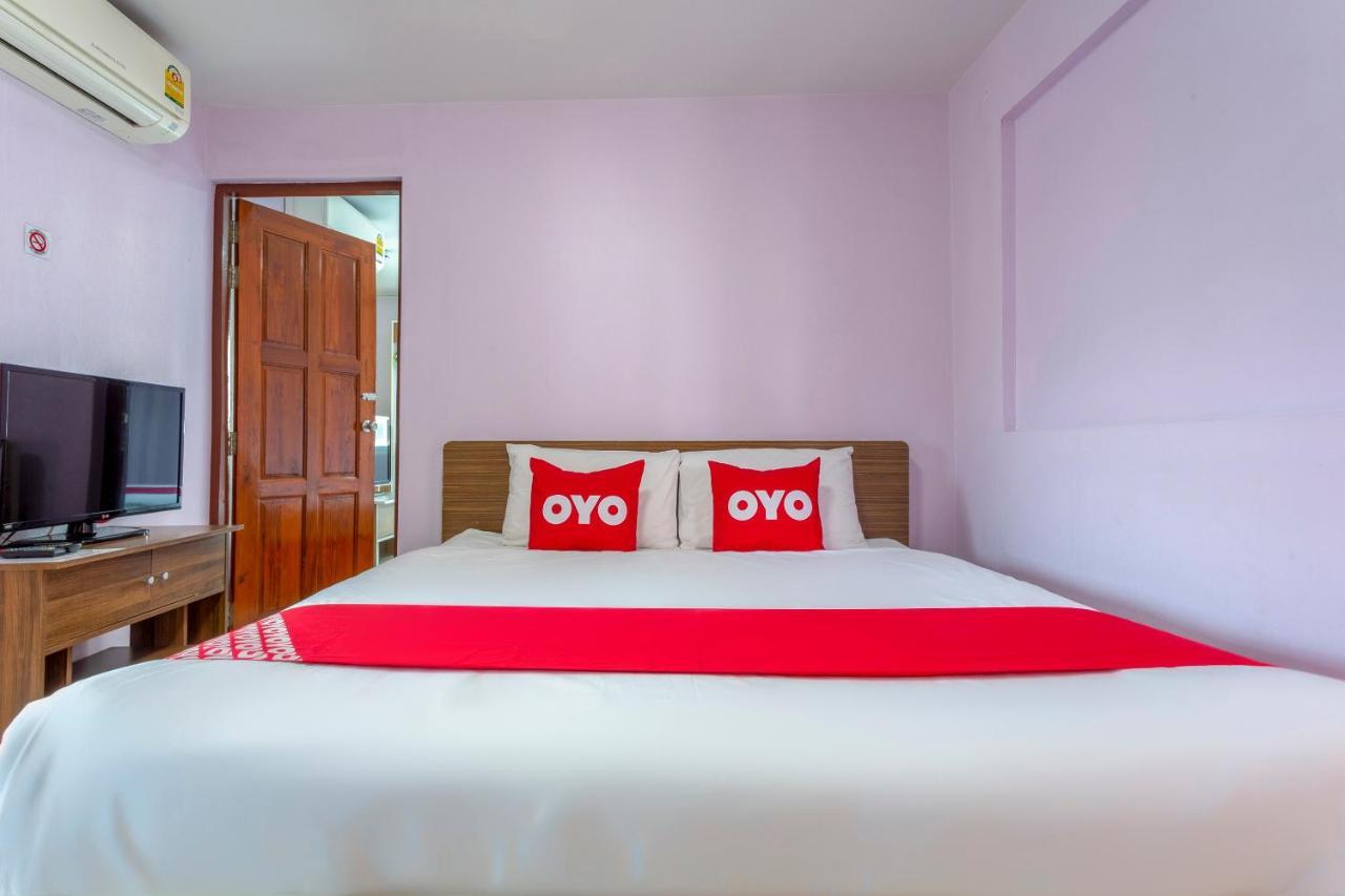 Oyo 1053 Bloom Guest House Chiang Mai Esterno foto