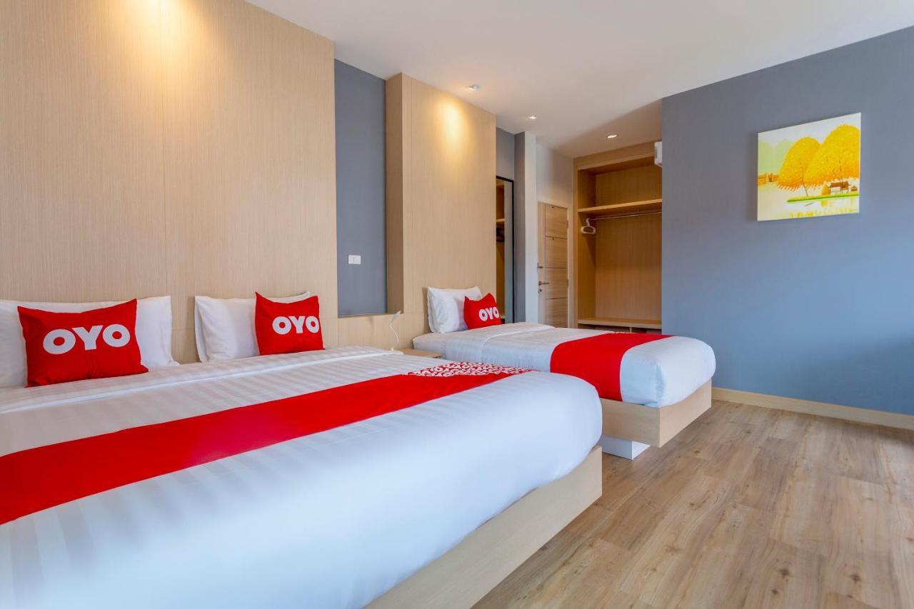 Oyo 1053 Bloom Guest House Chiang Mai Esterno foto