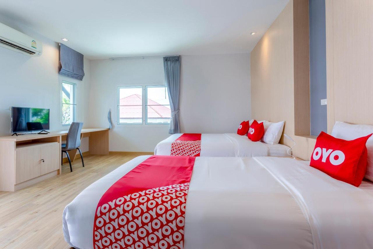 Oyo 1053 Bloom Guest House Chiang Mai Esterno foto