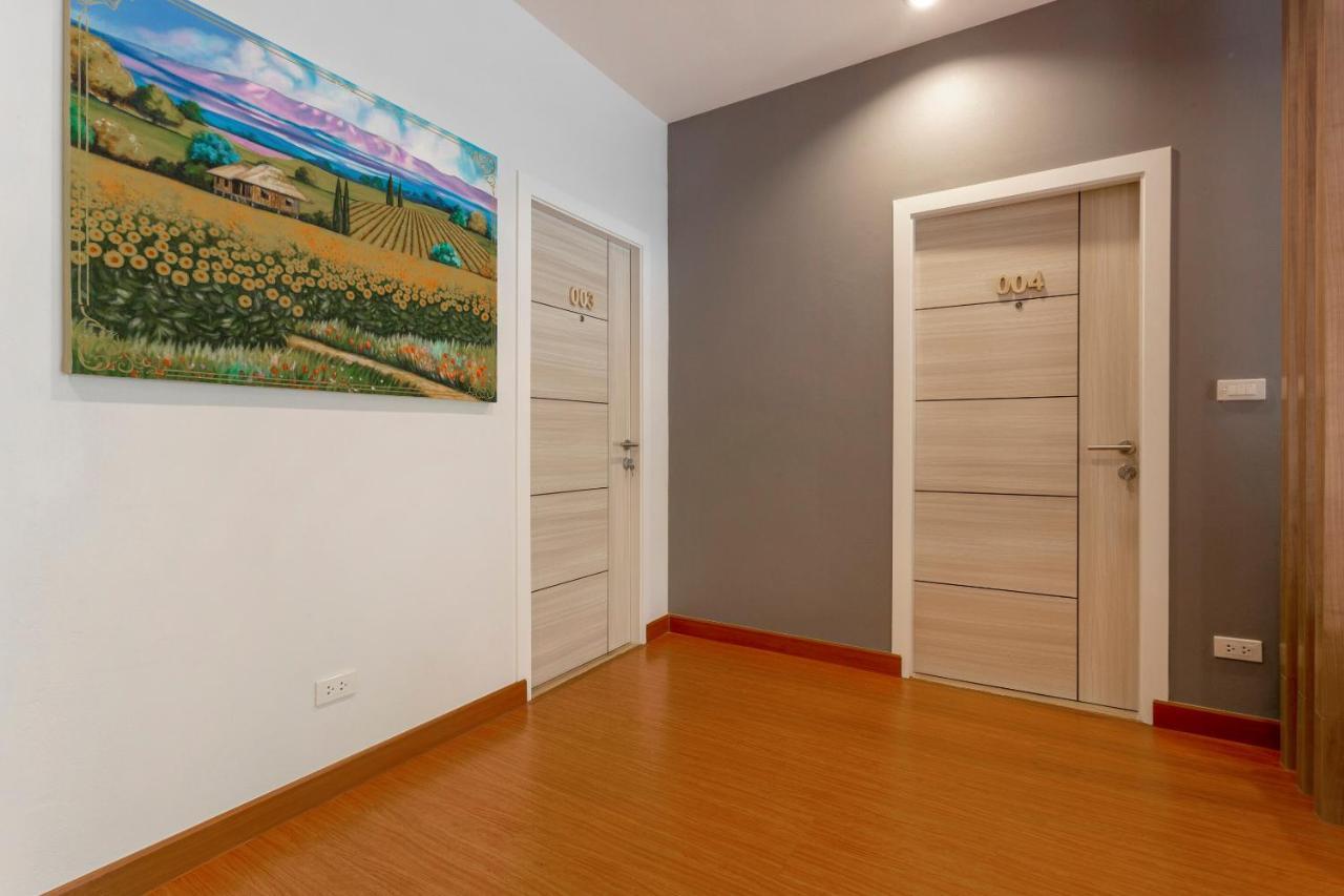 Oyo 1053 Bloom Guest House Chiang Mai Esterno foto