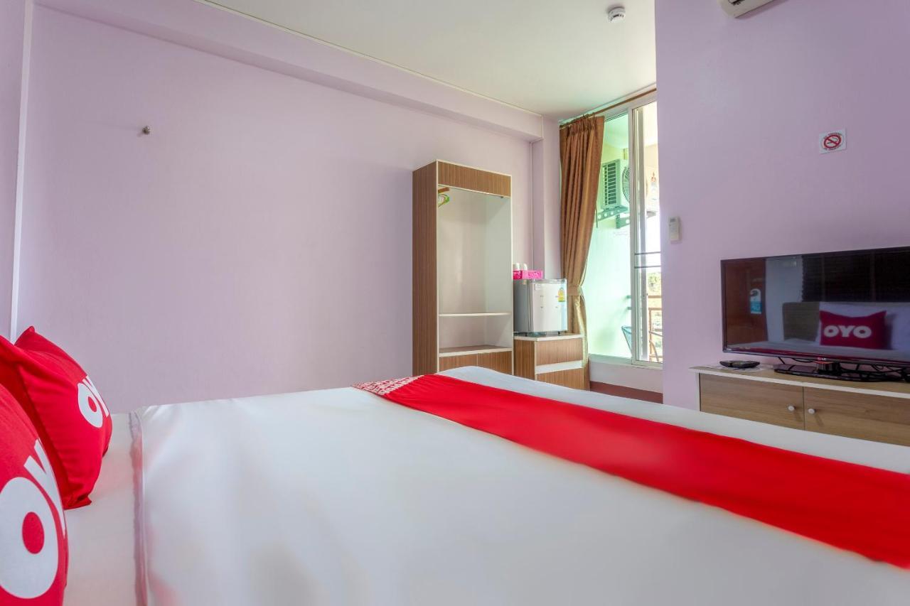 Oyo 1053 Bloom Guest House Chiang Mai Esterno foto
