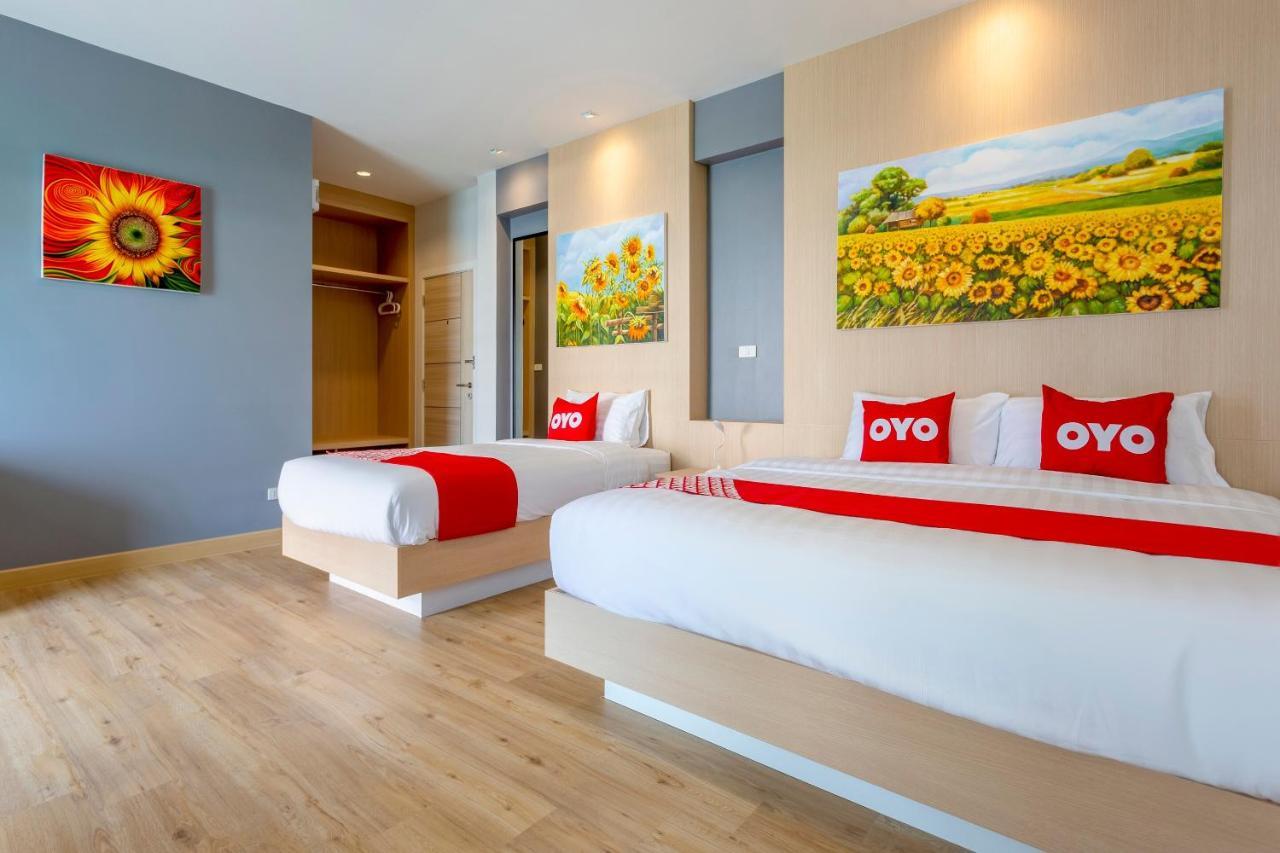 Oyo 1053 Bloom Guest House Chiang Mai Esterno foto