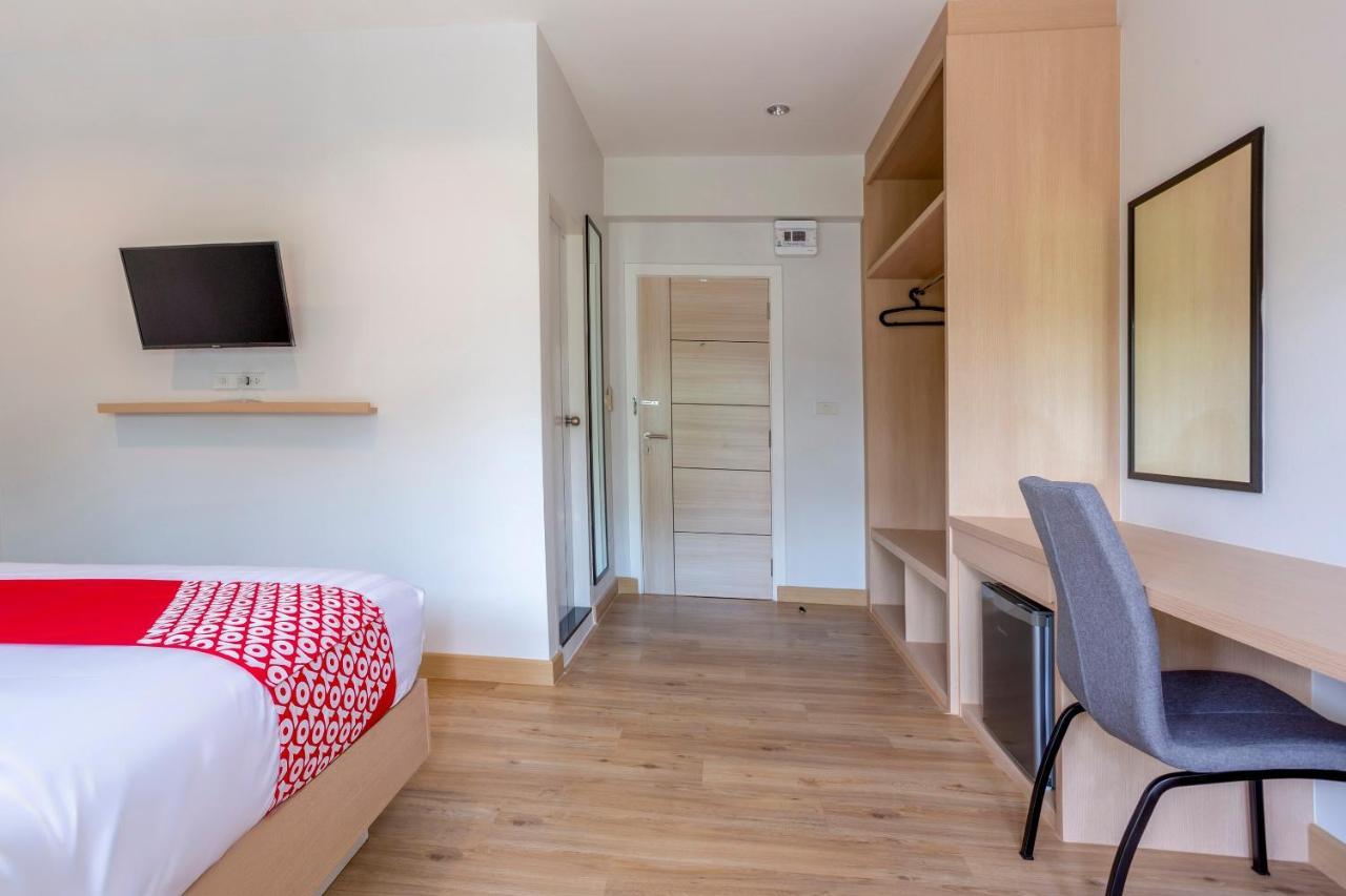 Oyo 1053 Bloom Guest House Chiang Mai Esterno foto